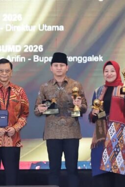 BPR Jwalita Trenggalek Sabet Golden Trophy TOP BUMD Awards 2026, Tiga Tahun Berturut-turut Bintang 5