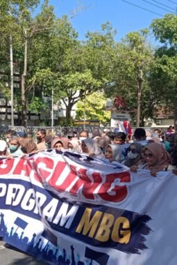 Relawan MBG Desak Operasional SPPG Segera Dibuka Kembali